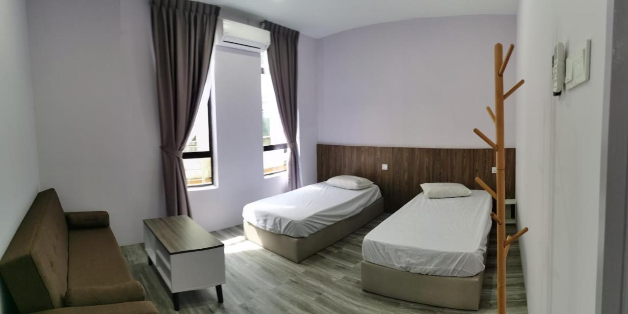 Mersingfirstfloor丰盛港二楼民宿 Екстериор снимка